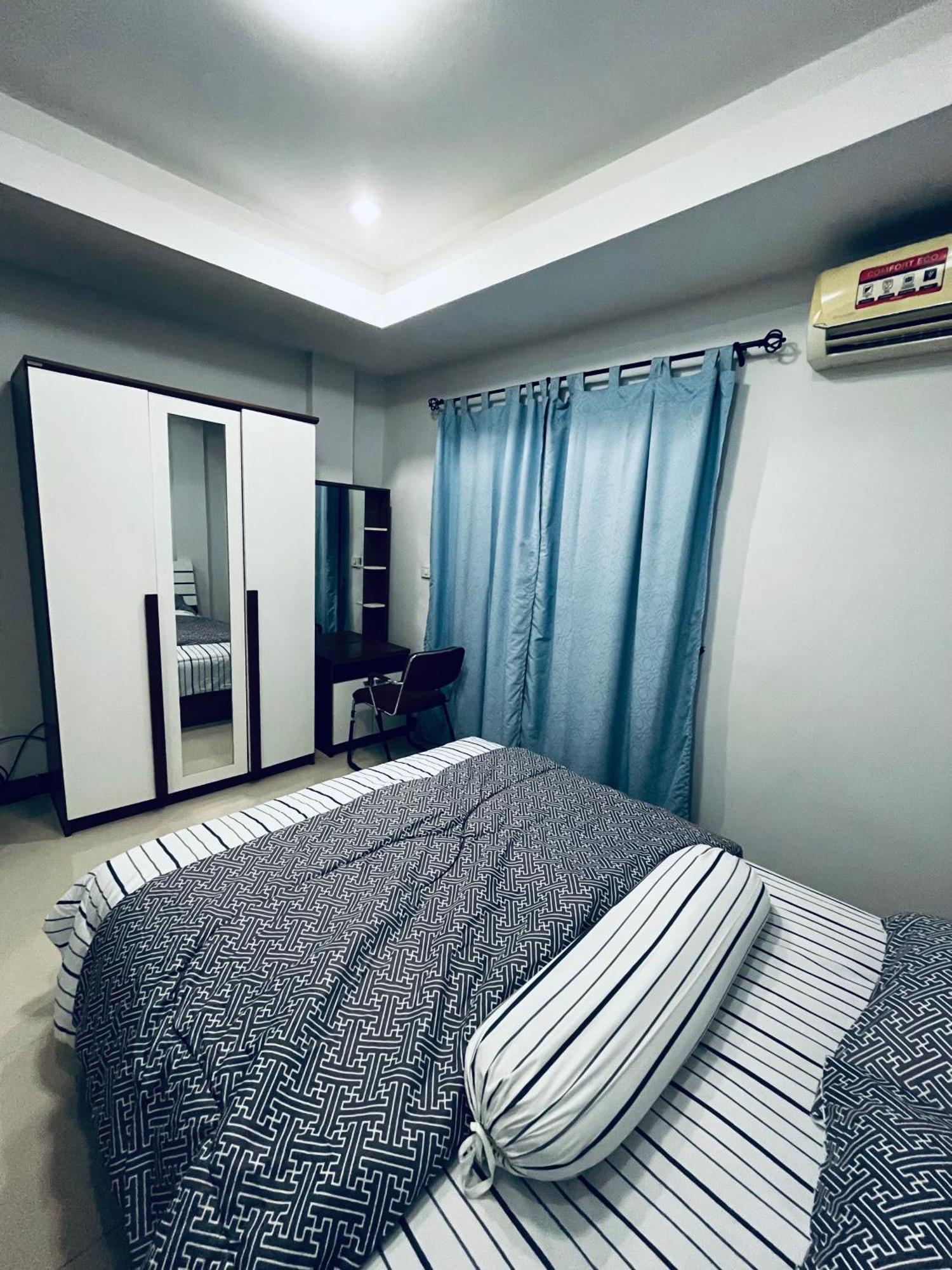 The European House Pattaya Bed & Breakfast Exterior photo